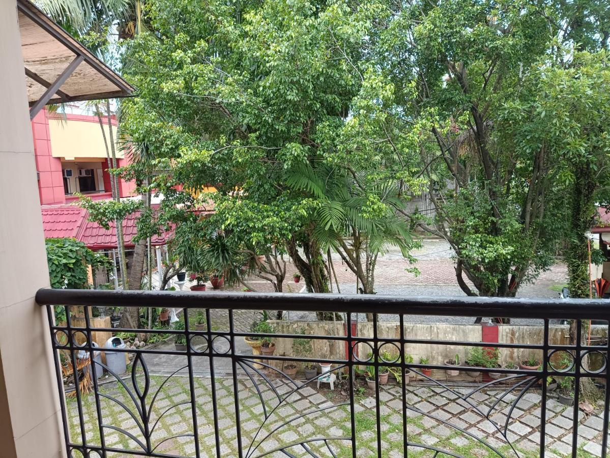 Golden Belle Apartelle And Suites Davao City Exterior foto